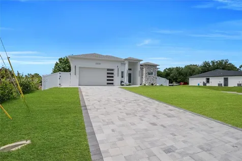 2900 41st Street SW Lehigh Acres FL 33976