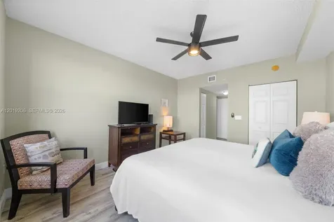 17150 N Bay Road Sunny Isles Beach FL 33160