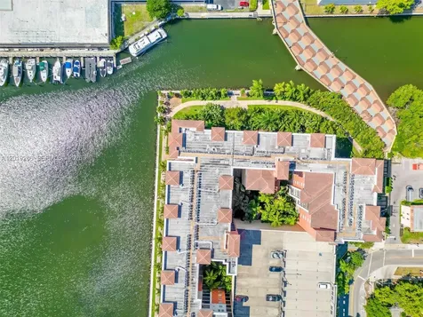 17150 N Bay Road Sunny Isles Beach FL 33160