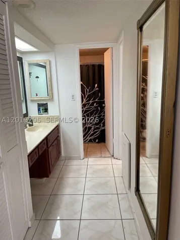 5701 Collins Avenue Miami Beach FL 33140