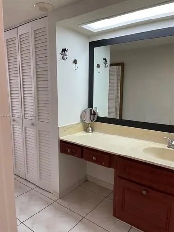 5701 Collins Avenue Miami Beach FL 33140