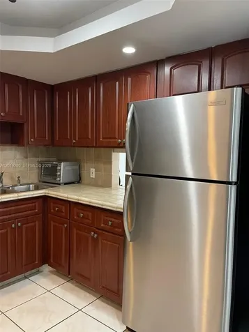 5701 Collins Avenue Miami Beach FL 33140