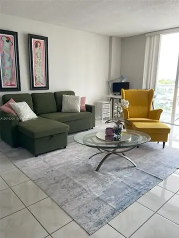 5701 Collins Avenue Miami Beach FL 33140