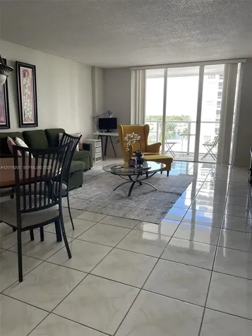 5701 Collins Avenue Miami Beach FL 33140