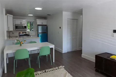 6863 NW 2nd Avenue Miami FL 33150