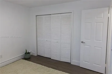 6863 NW 2nd Avenue Miami FL 33150