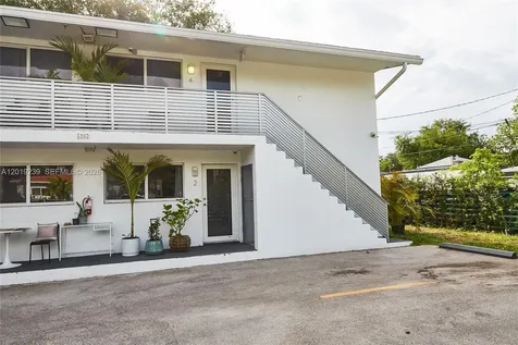 6863 NW 2nd Avenue Miami FL 33150