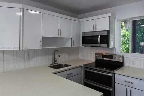 6863 NW 2nd Avenue Miami FL 33150