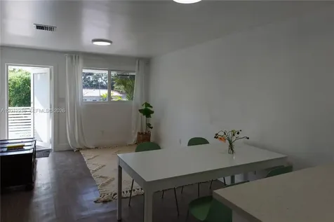 6863 NW 2nd Avenue Miami FL 33150