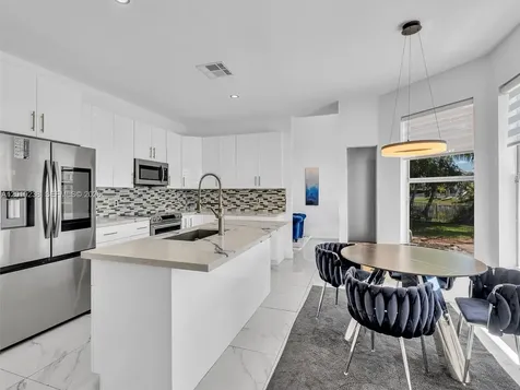 18442 NW 12th Street Pembroke Pines FL 33029