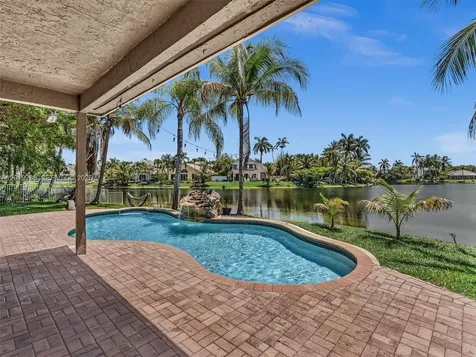 18442 NW 12th Street Pembroke Pines FL 33029