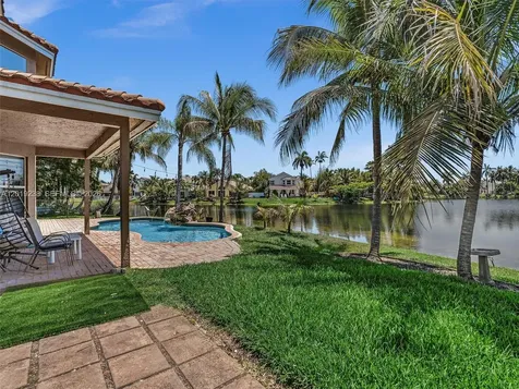 18442 NW 12th Street Pembroke Pines FL 33029