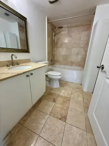 170 SE 14th Street Miami FL 33131