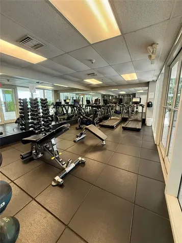 170 SE 14th Street Miami FL 33131