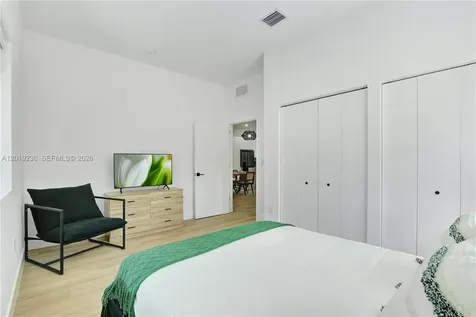 2001 SW 22nd Terrace Miami FL 33145