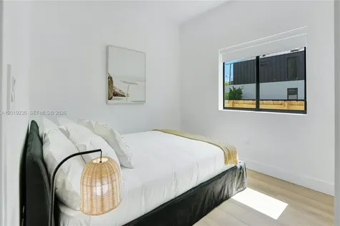 2001 SW 22nd Terrace Miami FL 33145