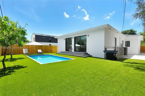2001 SW 22nd Terrace Miami FL 33145