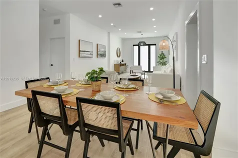 2001 SW 22nd Terrace Miami FL 33145