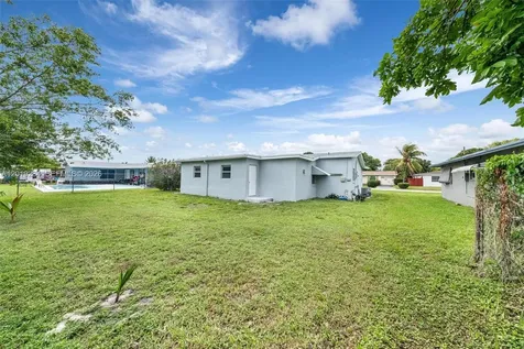 3337 NW 23rd Court Lauderdale Lakes FL 33311