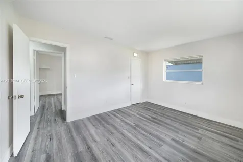 3337 NW 23rd Court Lauderdale Lakes FL 33311