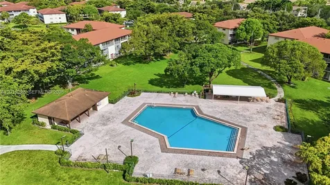 151 SW 134th Way Pembroke Pines FL 33027