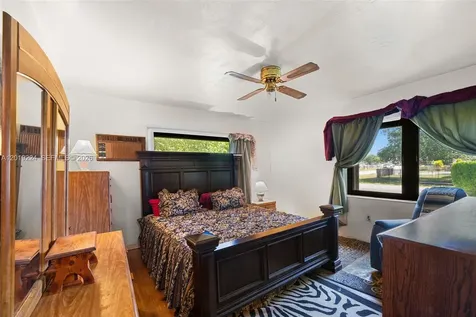 511 Dunad Avenue Opa-Locka FL 33054