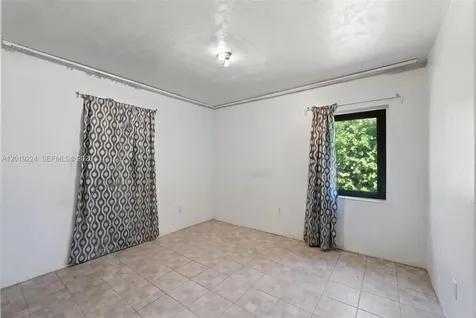 511 Dunad Avenue Opa-Locka FL 33054