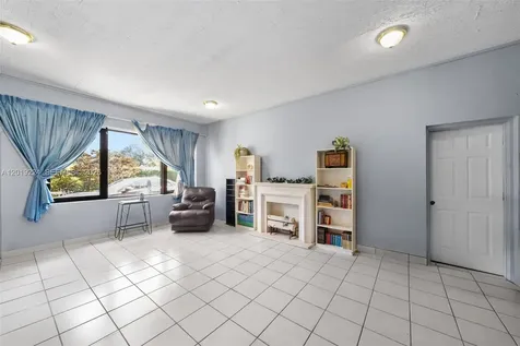 511 Dunad Avenue Opa-Locka FL 33054