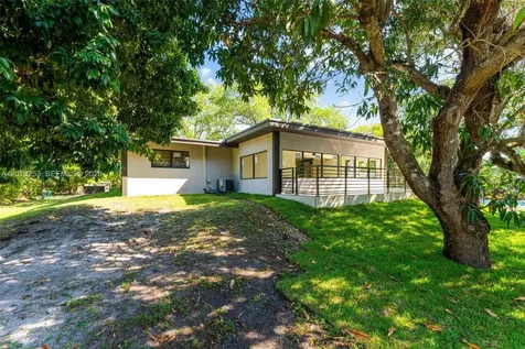 7920 SW 132nd Street Pinecrest FL 33156