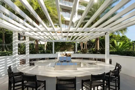 3900 Alton Road Miami Beach FL 33140