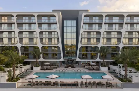 3900 Alton Road Miami Beach FL 33140