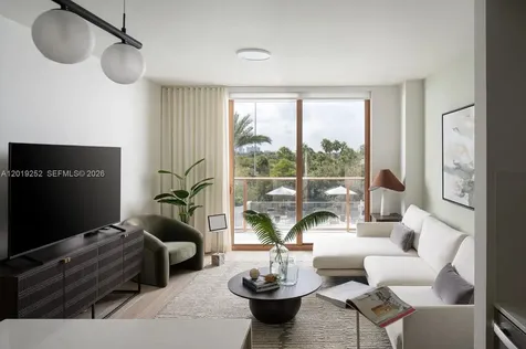 3900 Alton Road Miami Beach FL 33140