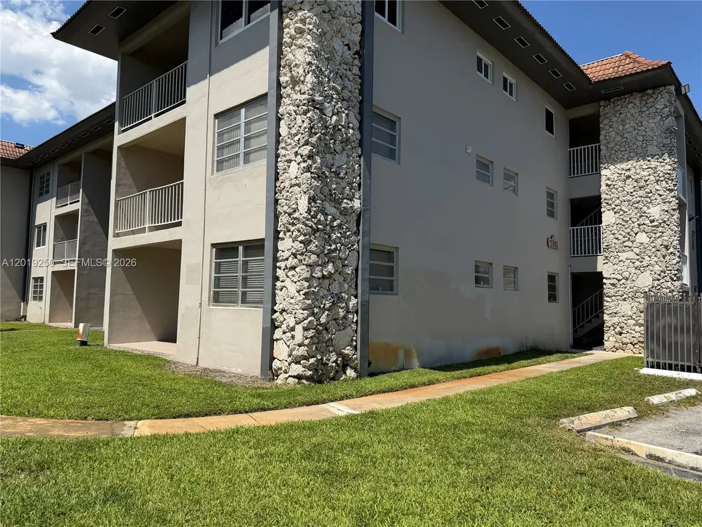 13900 Lake Placid Court Miami Lakes FL 33014