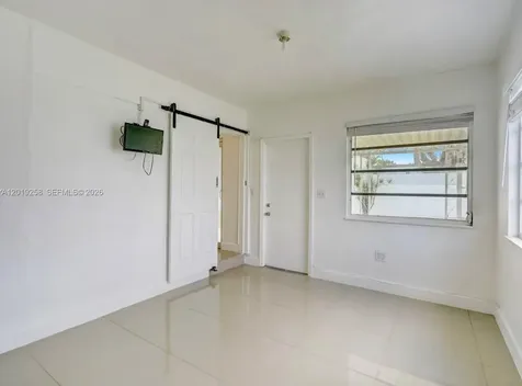 9494 SW 39th Street Miami FL 33165