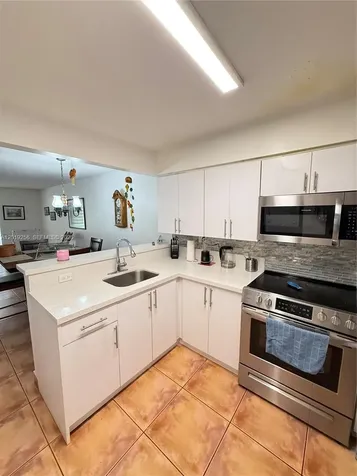 8480 SW 156th Place Miami FL 33193