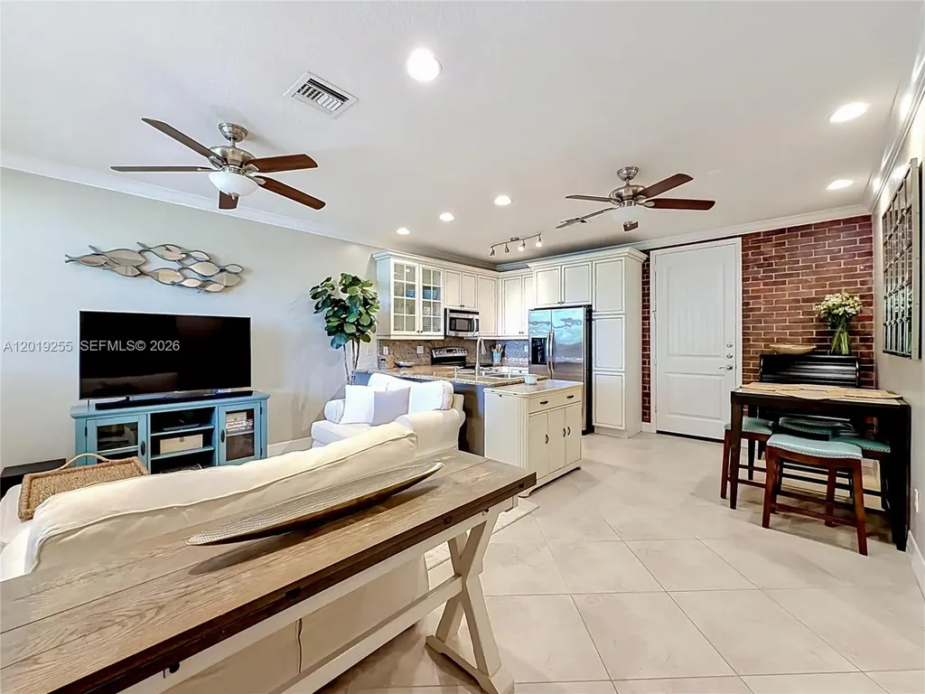 867 S Ocean Boulevard Pompano Beach FL 33062