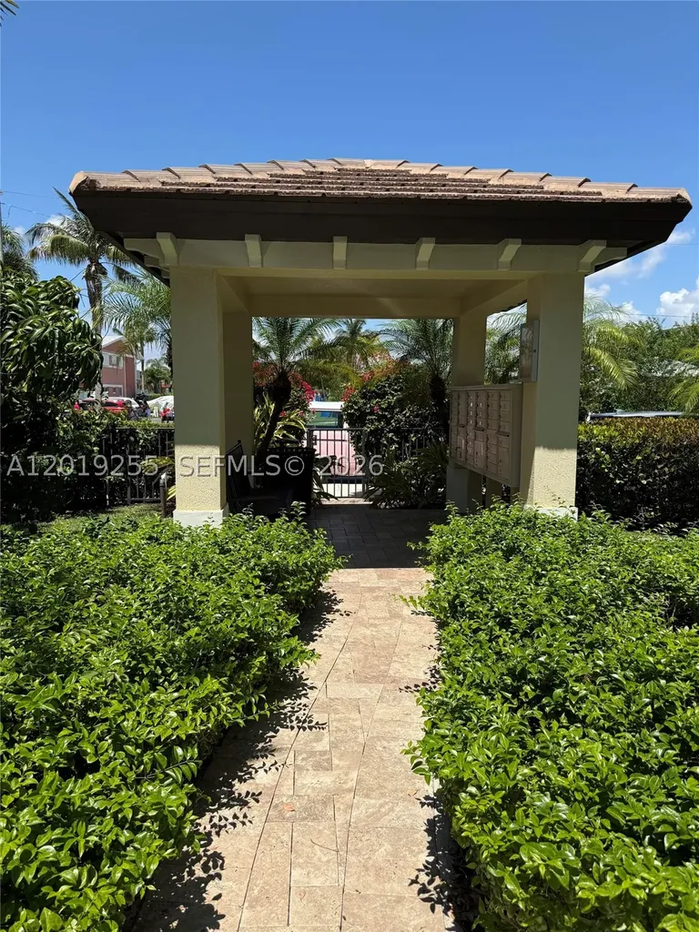 867 S Ocean Boulevard Pompano Beach FL 33062