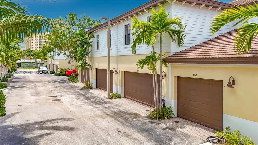 867 S Ocean Boulevard Pompano Beach FL 33062