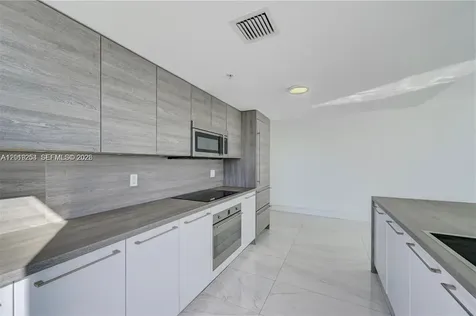 400 Sunny Isles Boulevard Sunny Isles Beach FL 33160