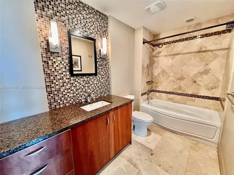 300 S Biscayne Boulevard Miami FL 33131