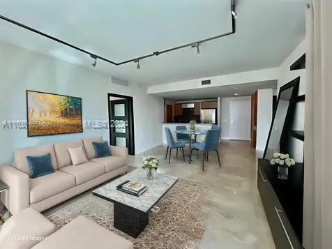 300 S Biscayne Boulevard Miami FL 33131