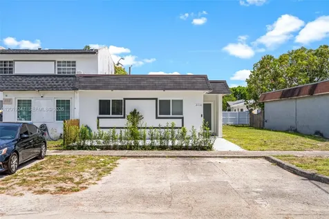 21110 NW 39th Avenue Miami Gardens FL 33055