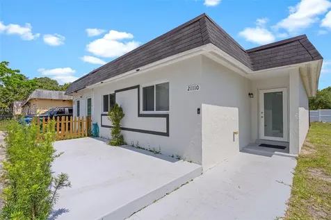 21110 NW 39th Avenue Miami Gardens FL 33055