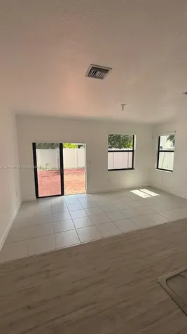 3440 W 111th Place Hialeah FL 33018