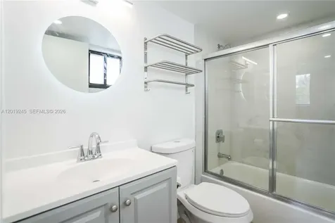 6960 Rue Vendome Miami Beach FL 33141