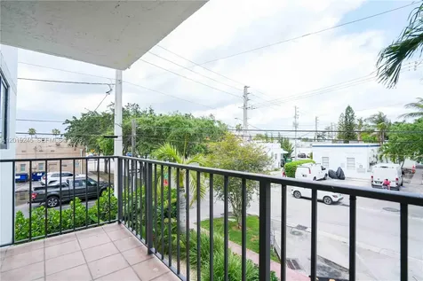 6960 Rue Vendome Miami Beach FL 33141