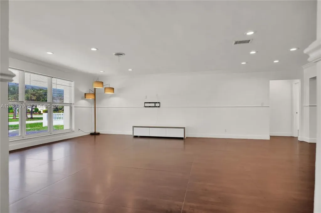 4721 W Park Road Hollywood FL 33021