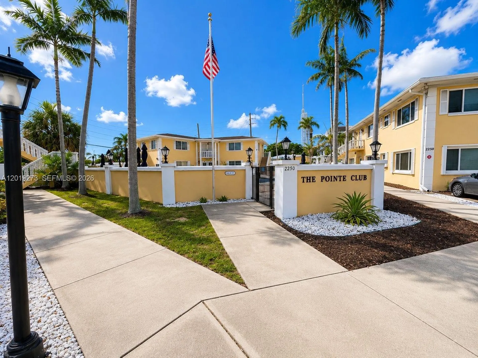 5800 NE 22nd Way Fort Lauderdale FL 33308