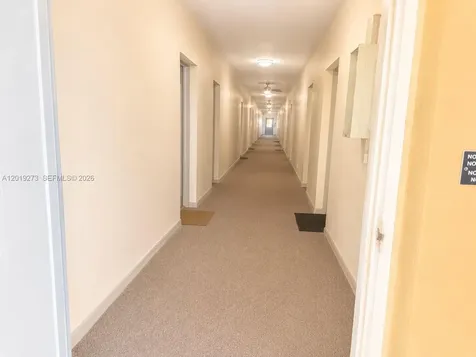 5800 NE 22nd Way Fort Lauderdale FL 33308