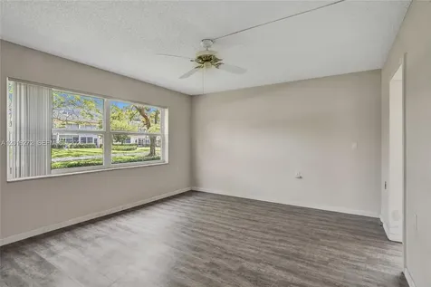 1108 Bahama Bend Coconut Creek FL 33066